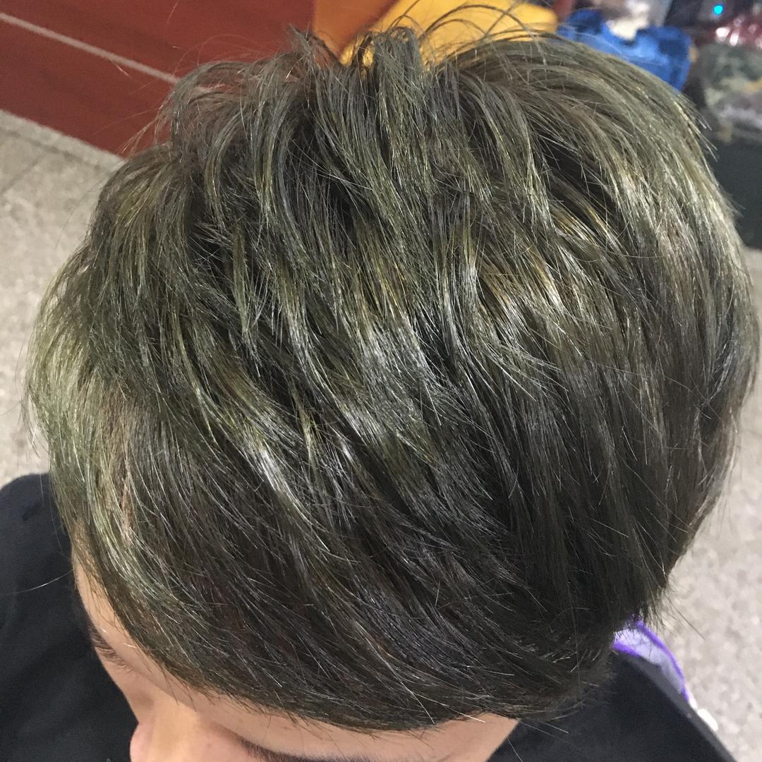 新感觉拉染烫(三角路店)官方号