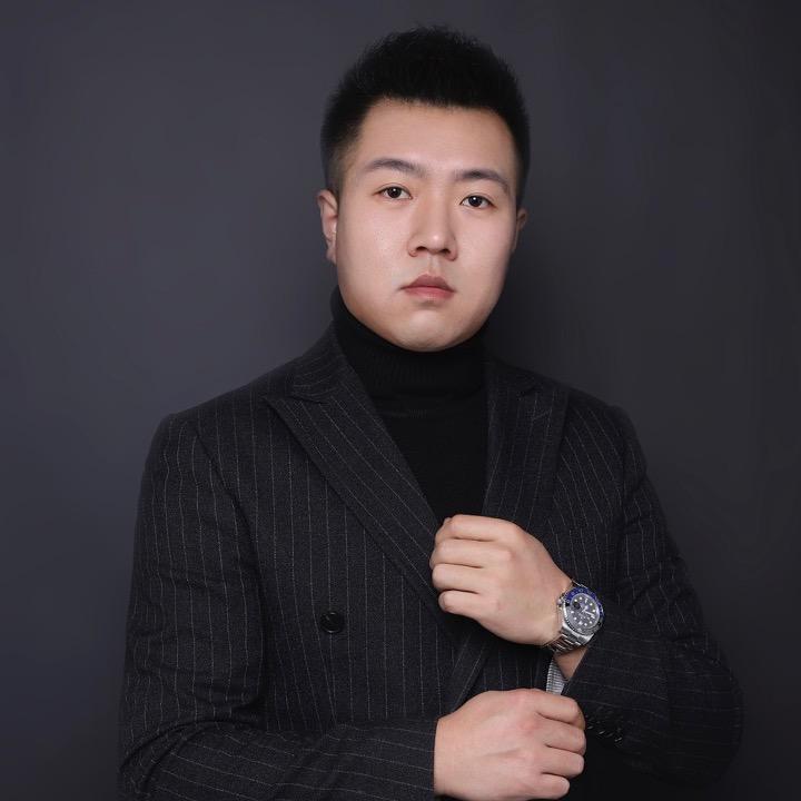 齁咸的小翟