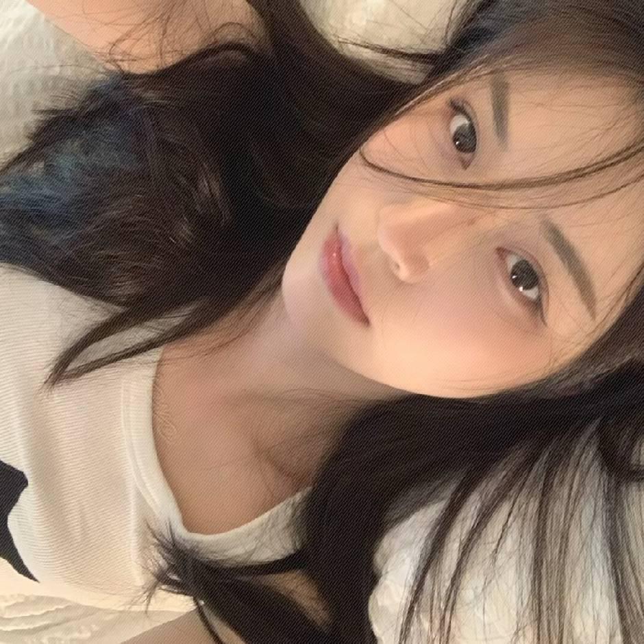 小e