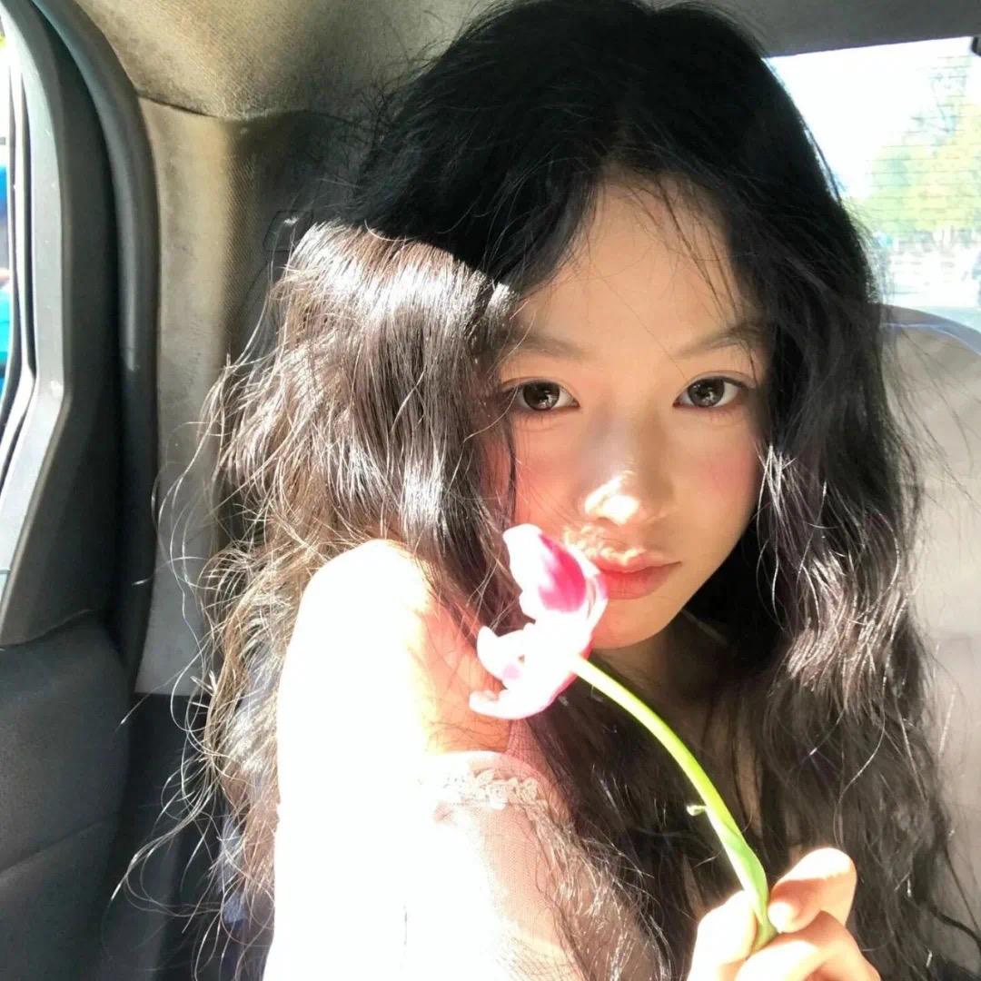 偷偷rua一把猫猫