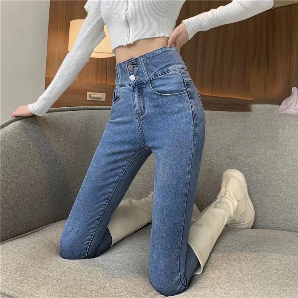 八号仓裤服饰