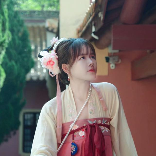 博士毕业了继续卷论文🥹