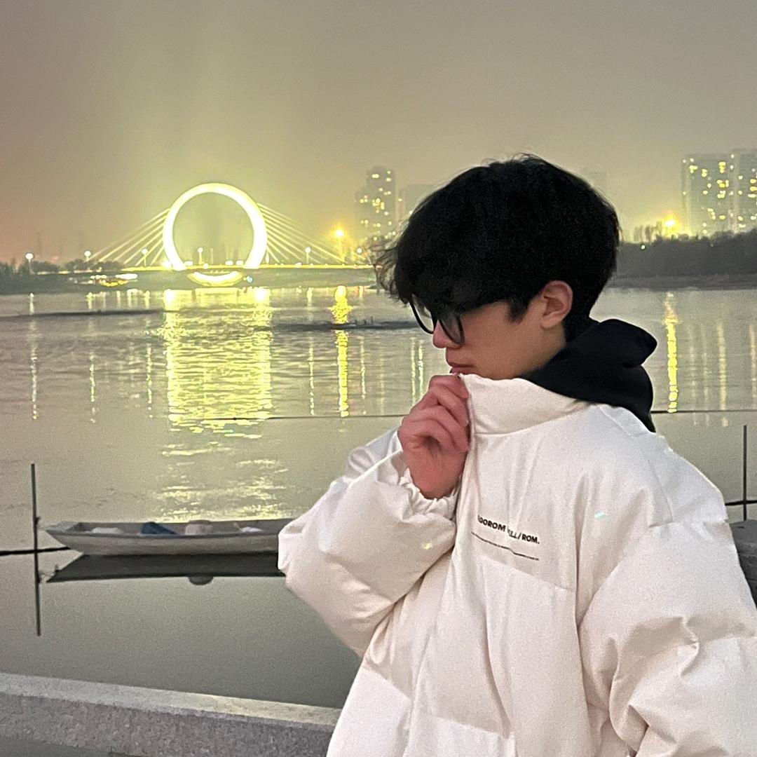 H小布