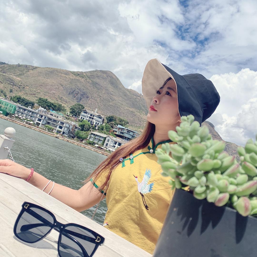 ௸ᦔꪮꪀᧁ董ོ小姐࿐໊”