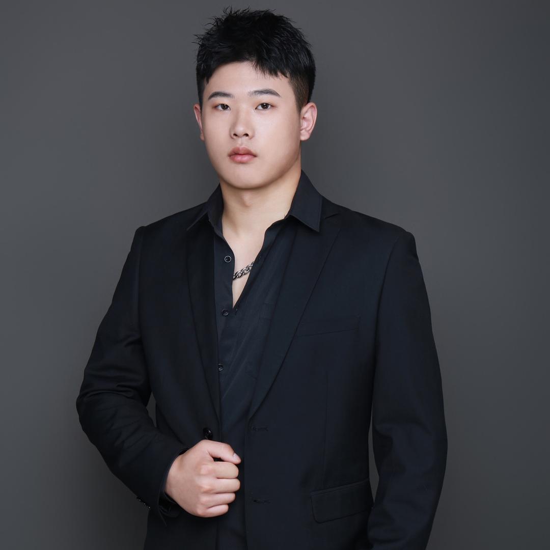 临西减龄发型设计  阿良