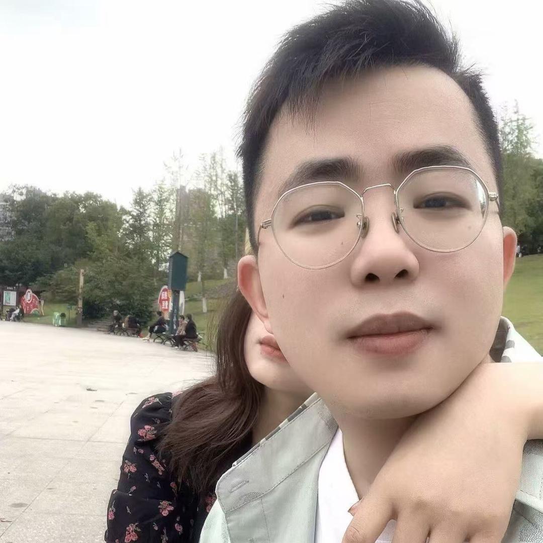 阿伟✨