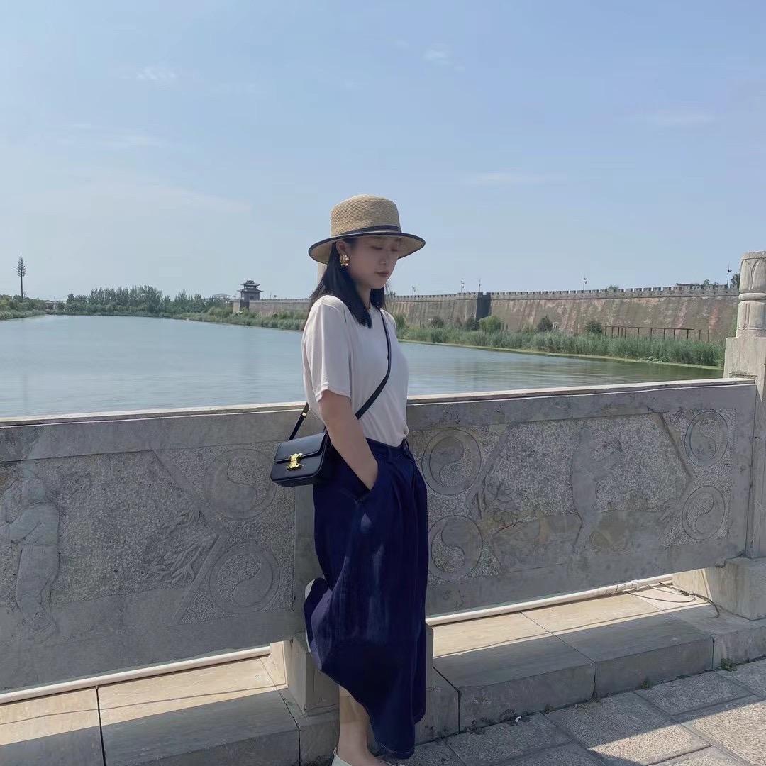 🎊     简·    🎊