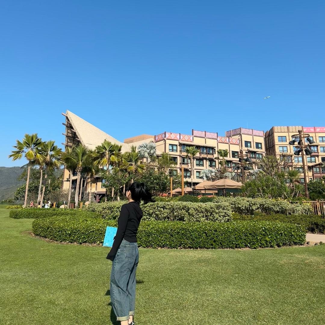 小小小莉莉吖、