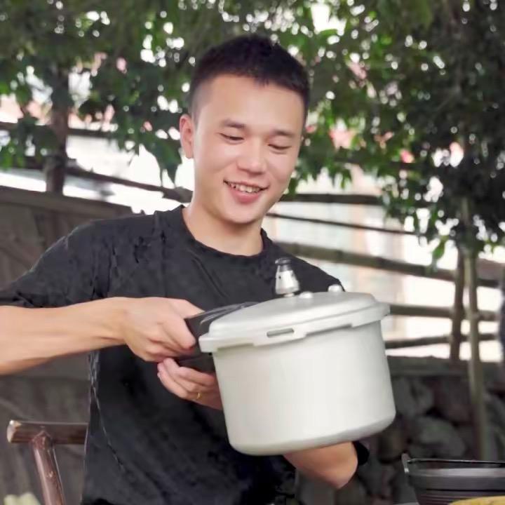卤腊江湖