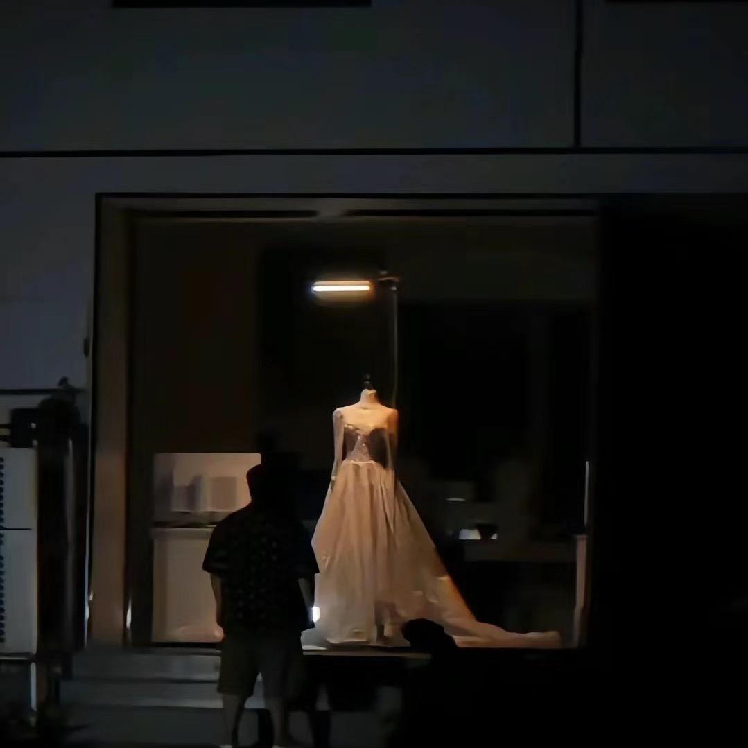 跟傻子打招呼🙋