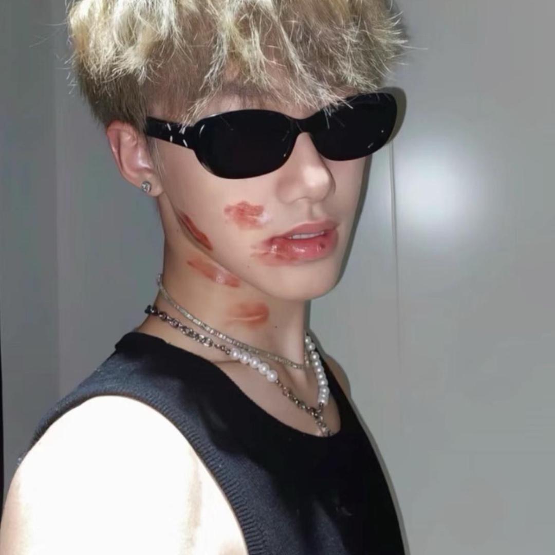 ㅤㅤK