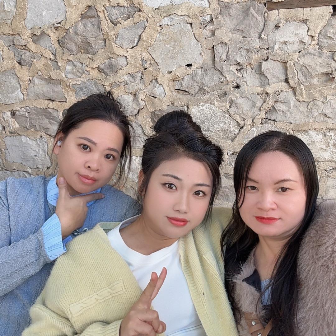 农村三姐妹