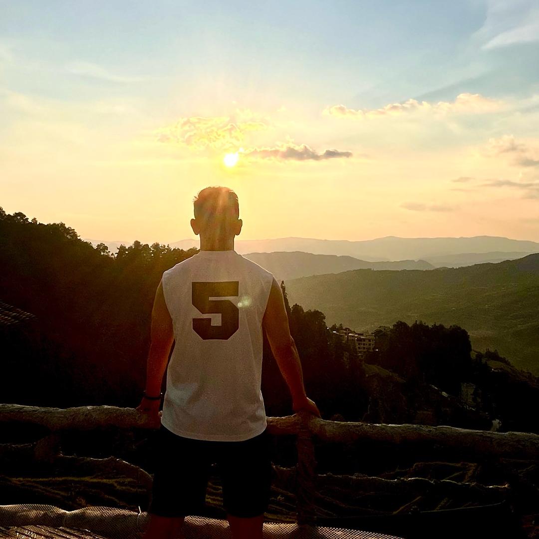 情歌先生(关赞必回)