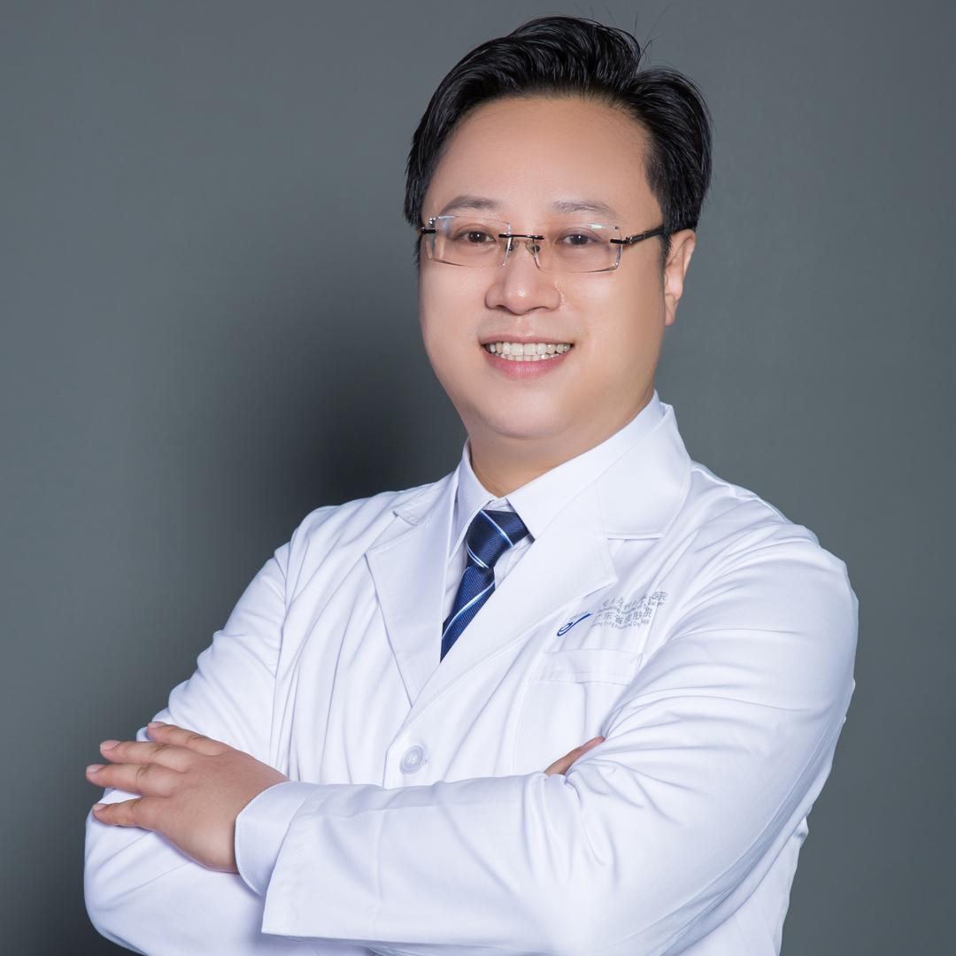 皮肤与美容新技术引领者胡刚主任