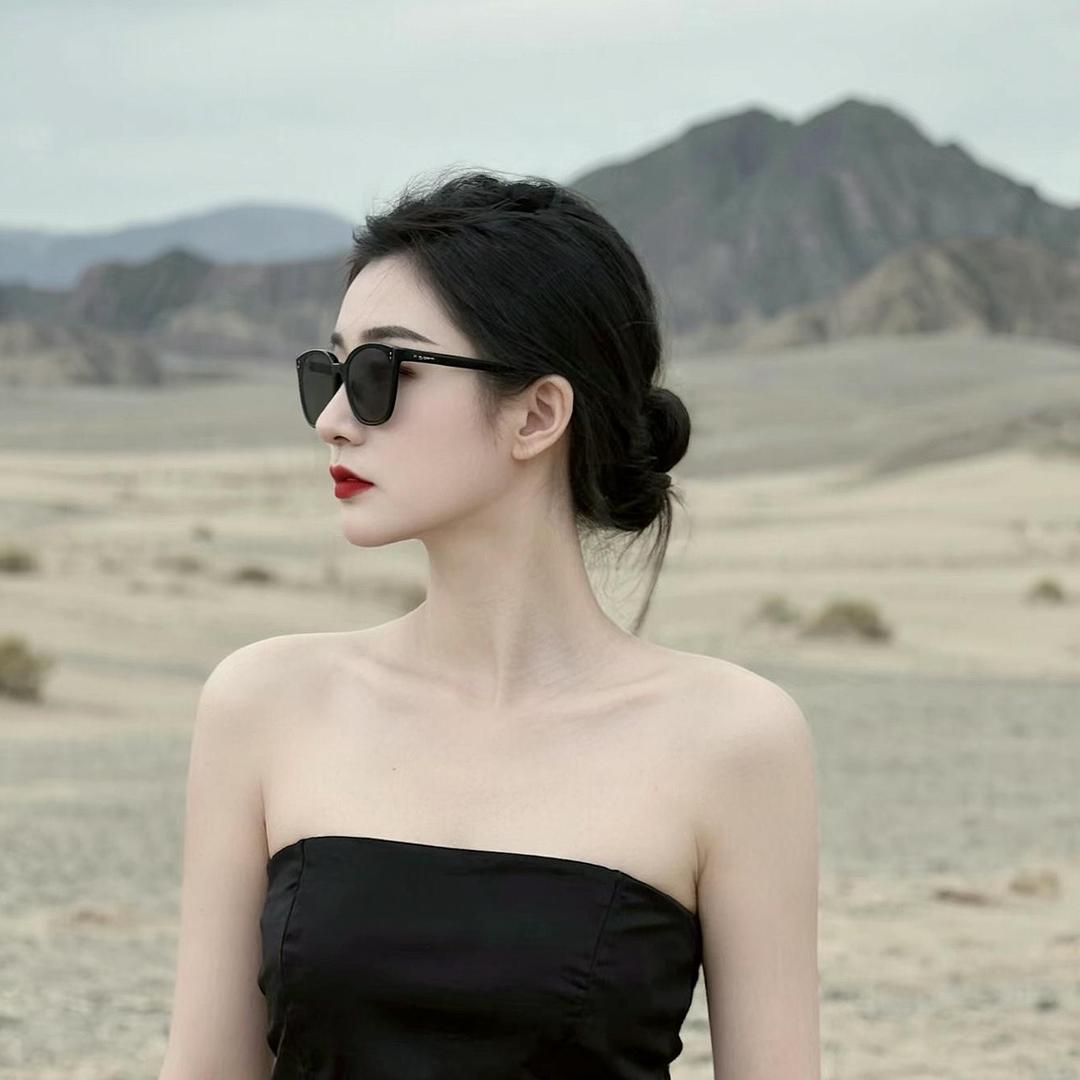 延安眉形设计    豆豆