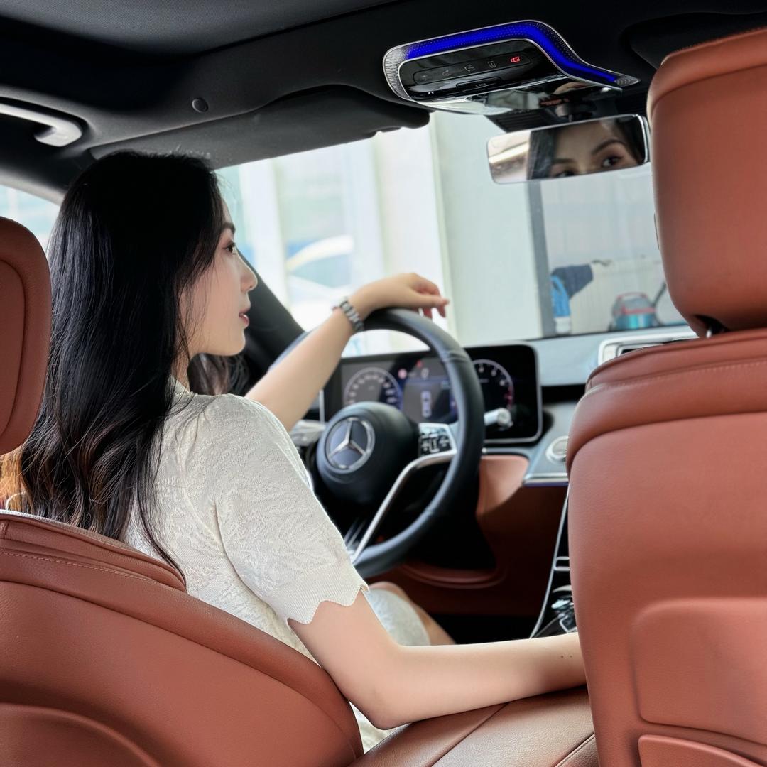 哈尔滨铭程租车女老板（阿微）