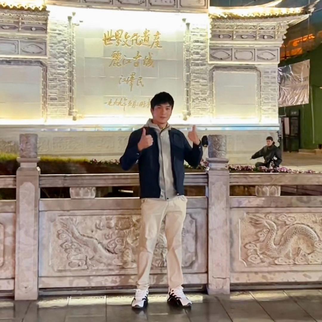 坎@