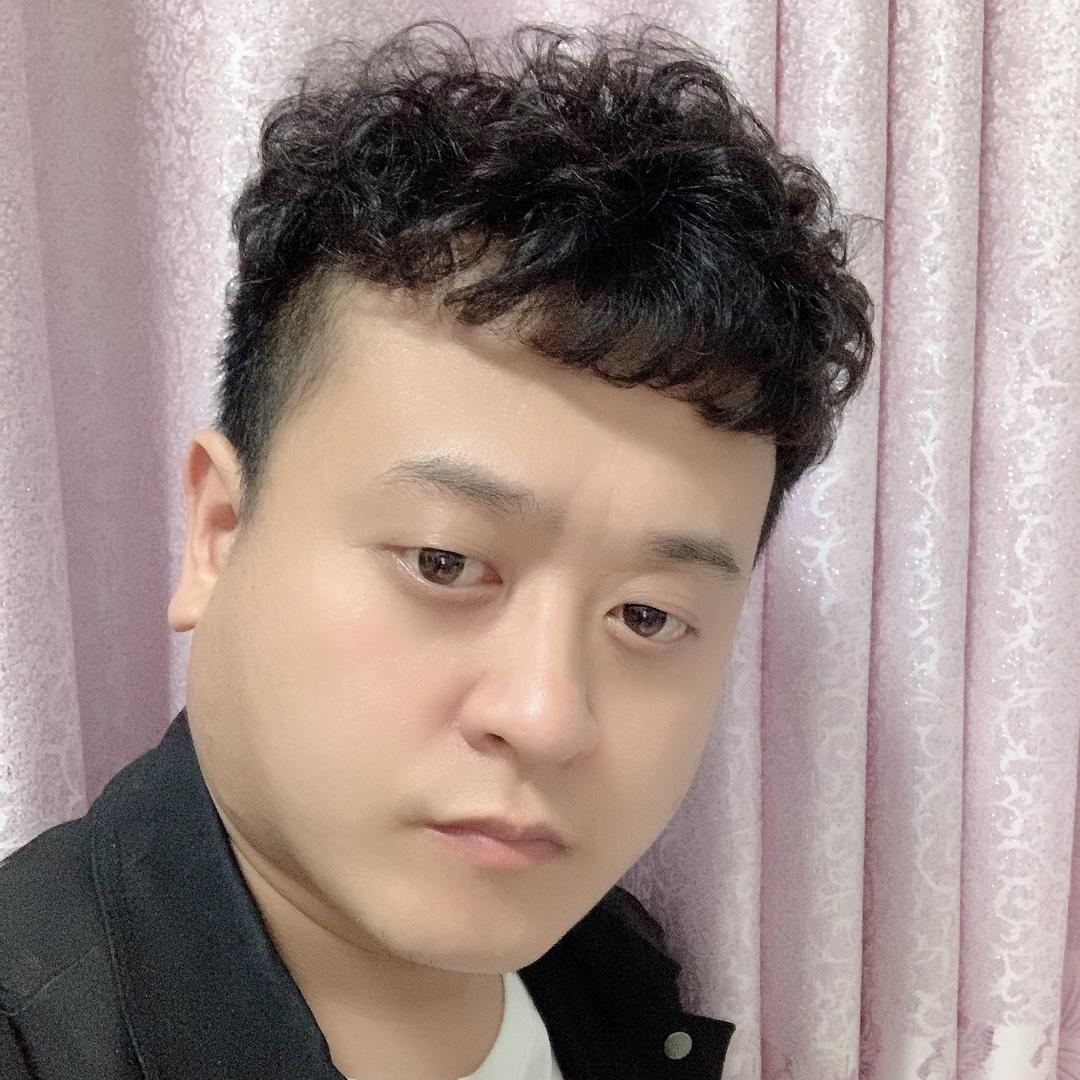 临潼烫发找朋克