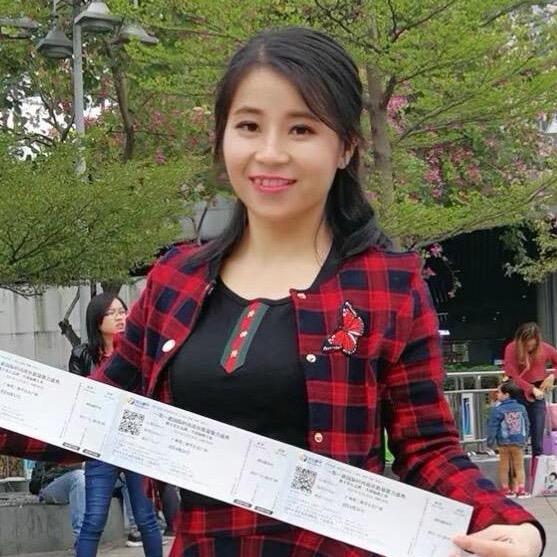 柒月，（晚上8:10）