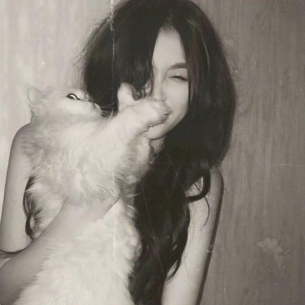 诗 🧚‍♀️