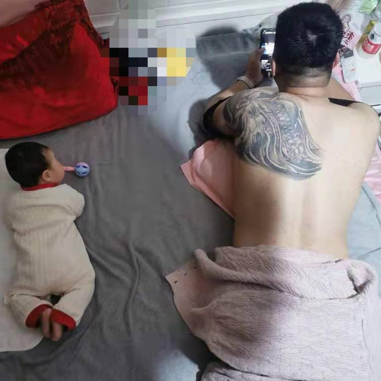 芯芯爸……..จุ๊บ