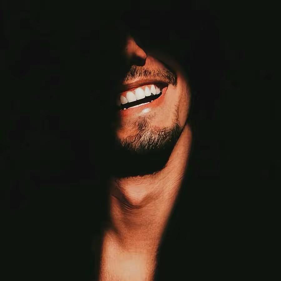 十里八乡的俊后生