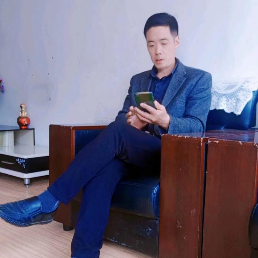 你的朋友一眼就喜欢的从一来不是文案