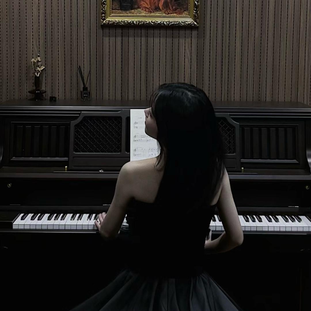 草莓是草没味🎹