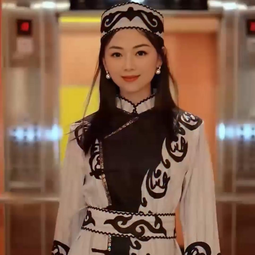 重庆朝天门霞姐女裤批发