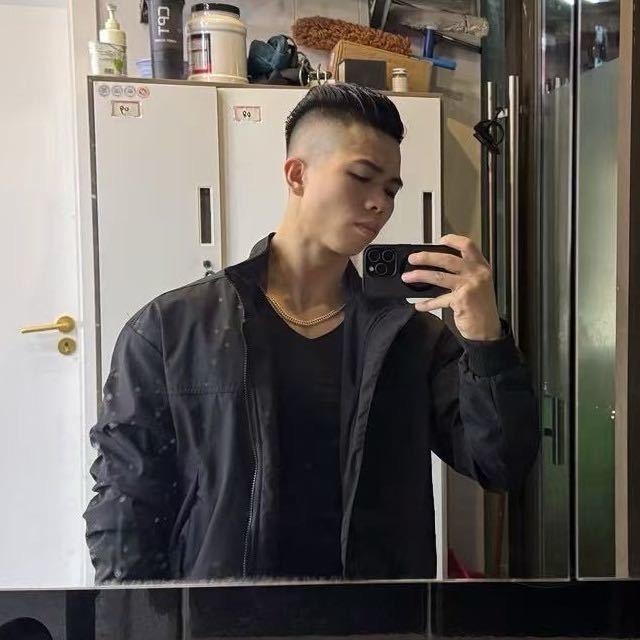 拥有钢铁般意志且勇往直前的男人