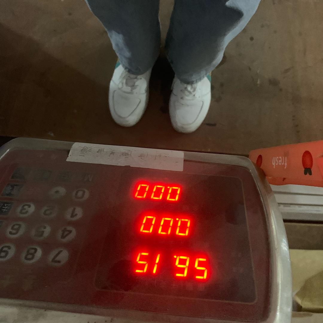 即将拥有马甲线的小可爱