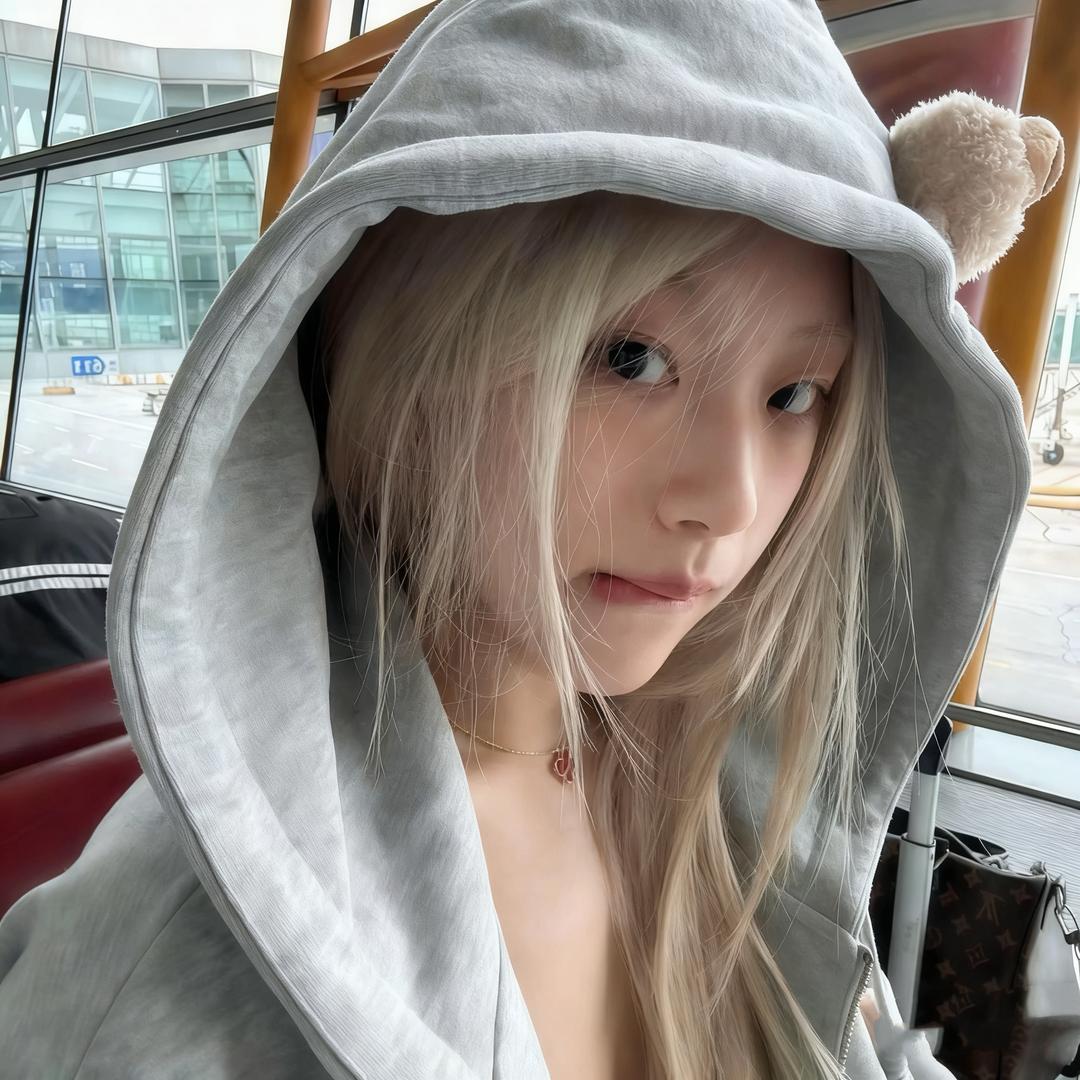 赵^