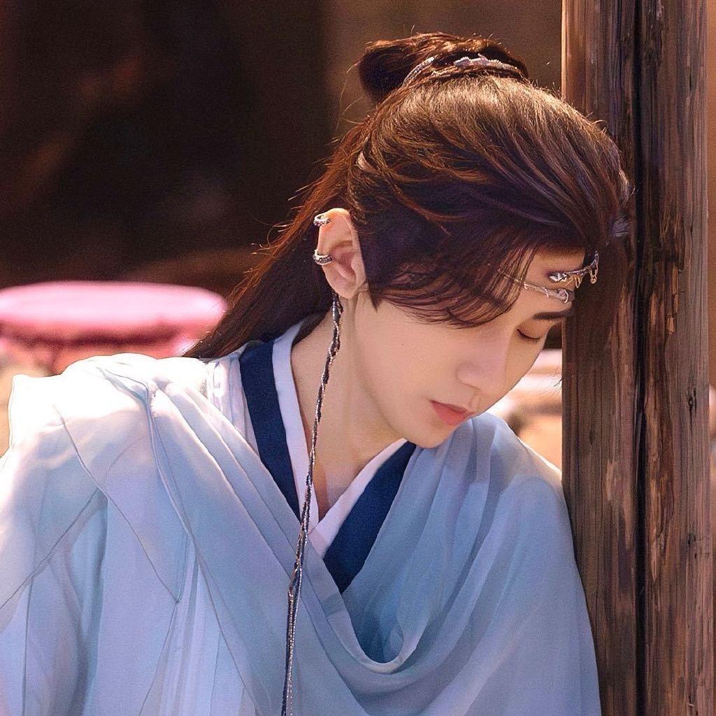 傅家曼曼（见过成毅版