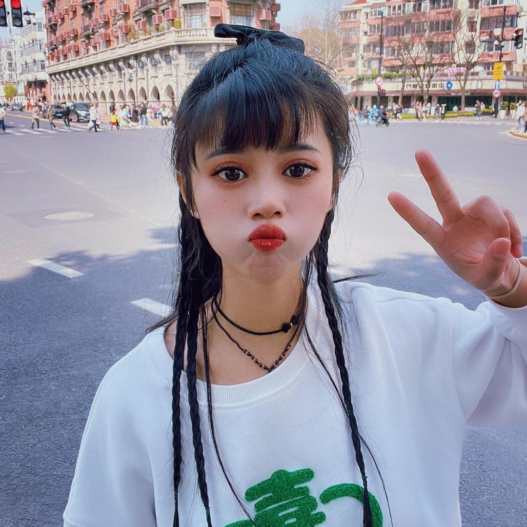 我是莉莉呀