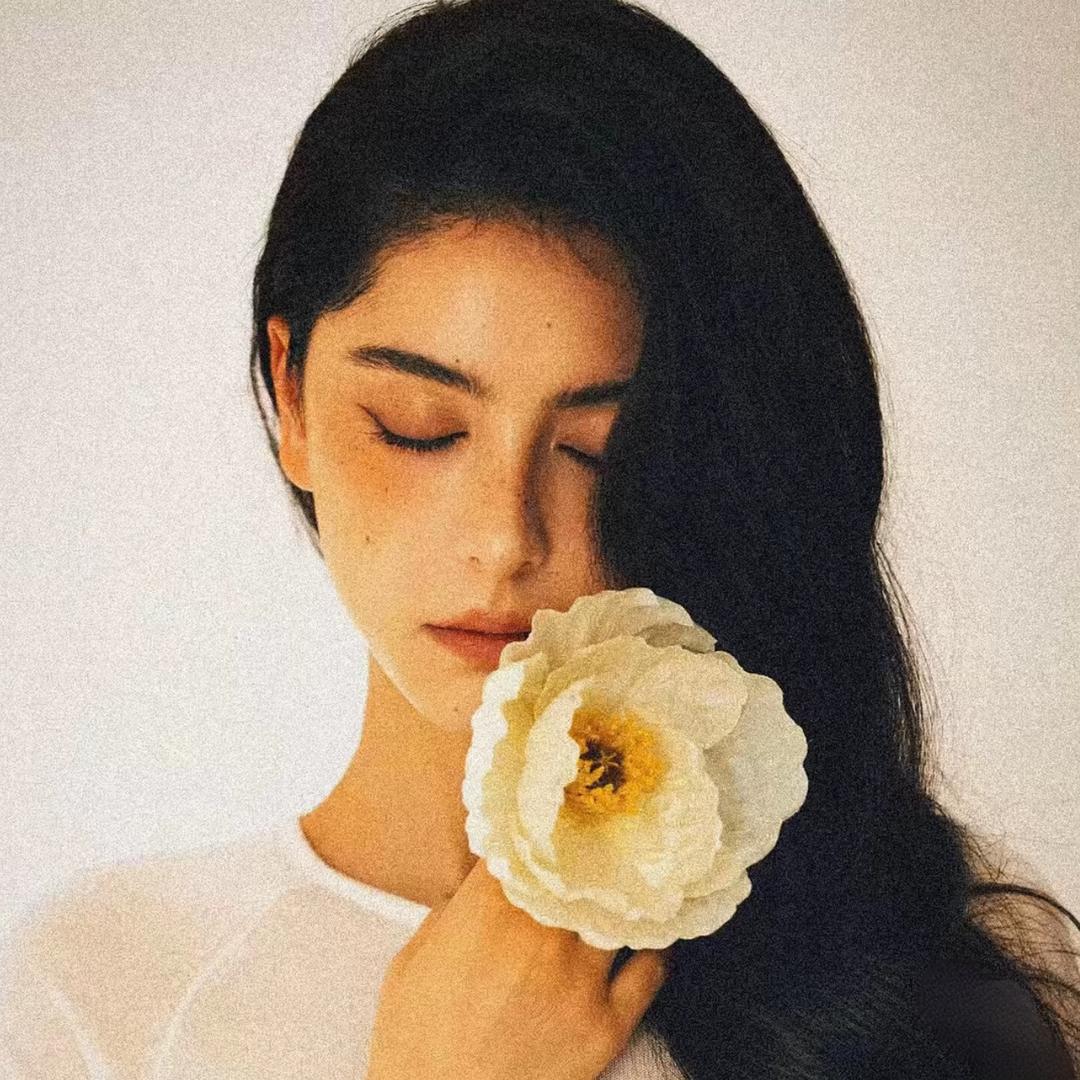 你的爱妻_.
