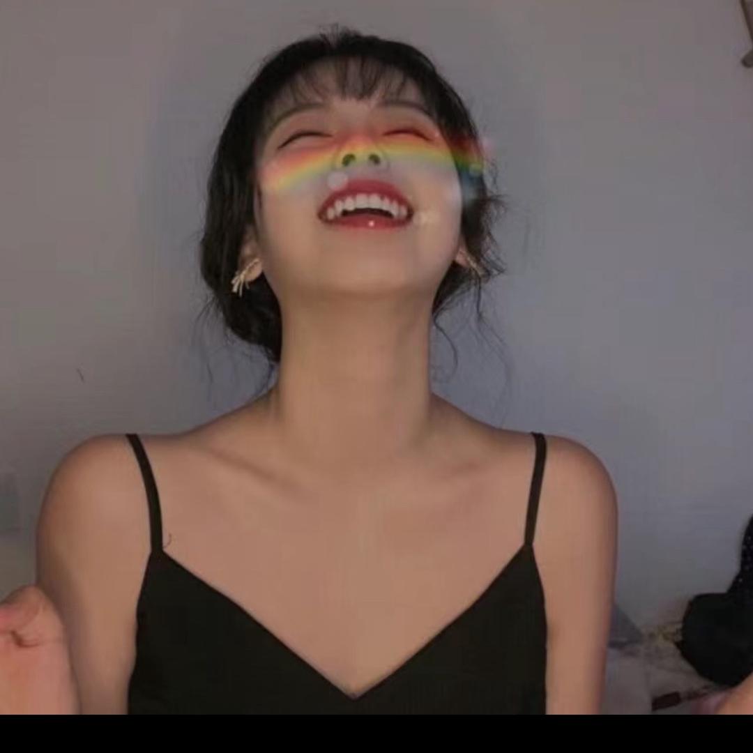 是月月吖🌱