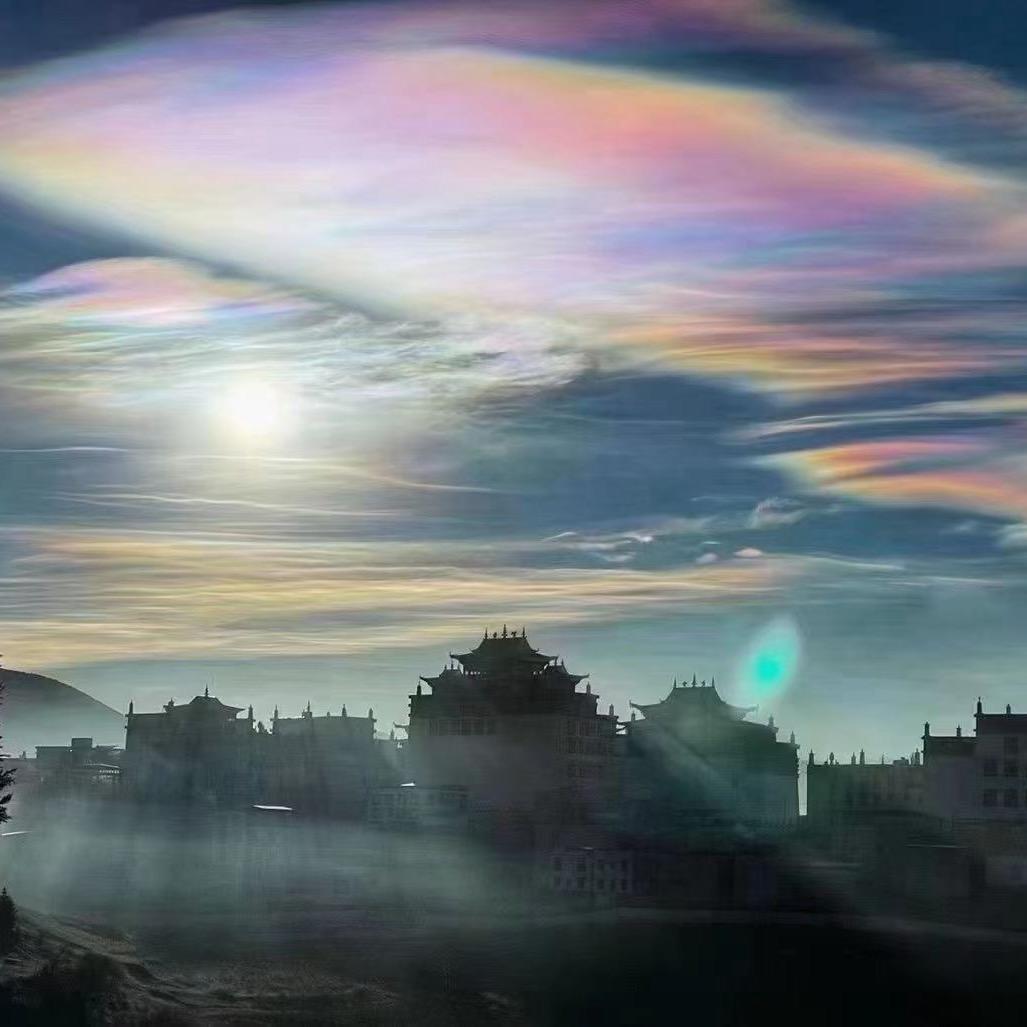 只给胸小的主播送小心心