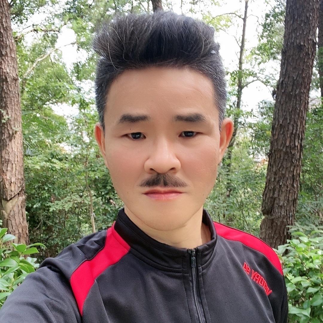 胡子哥:
