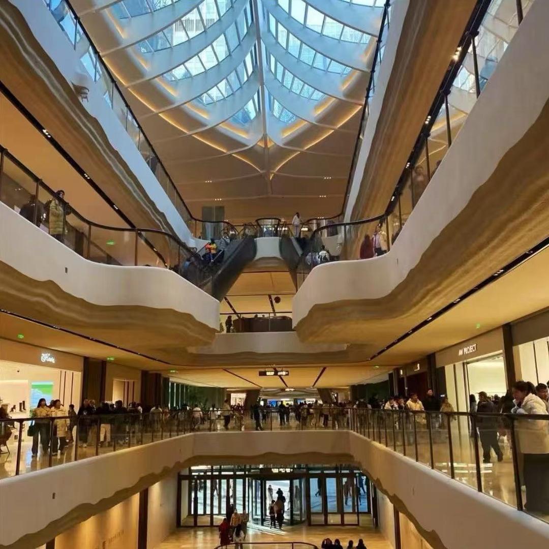 奥莱户外折扣6号店