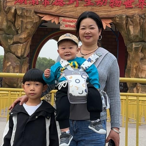 小飛妈（陈铁匠）