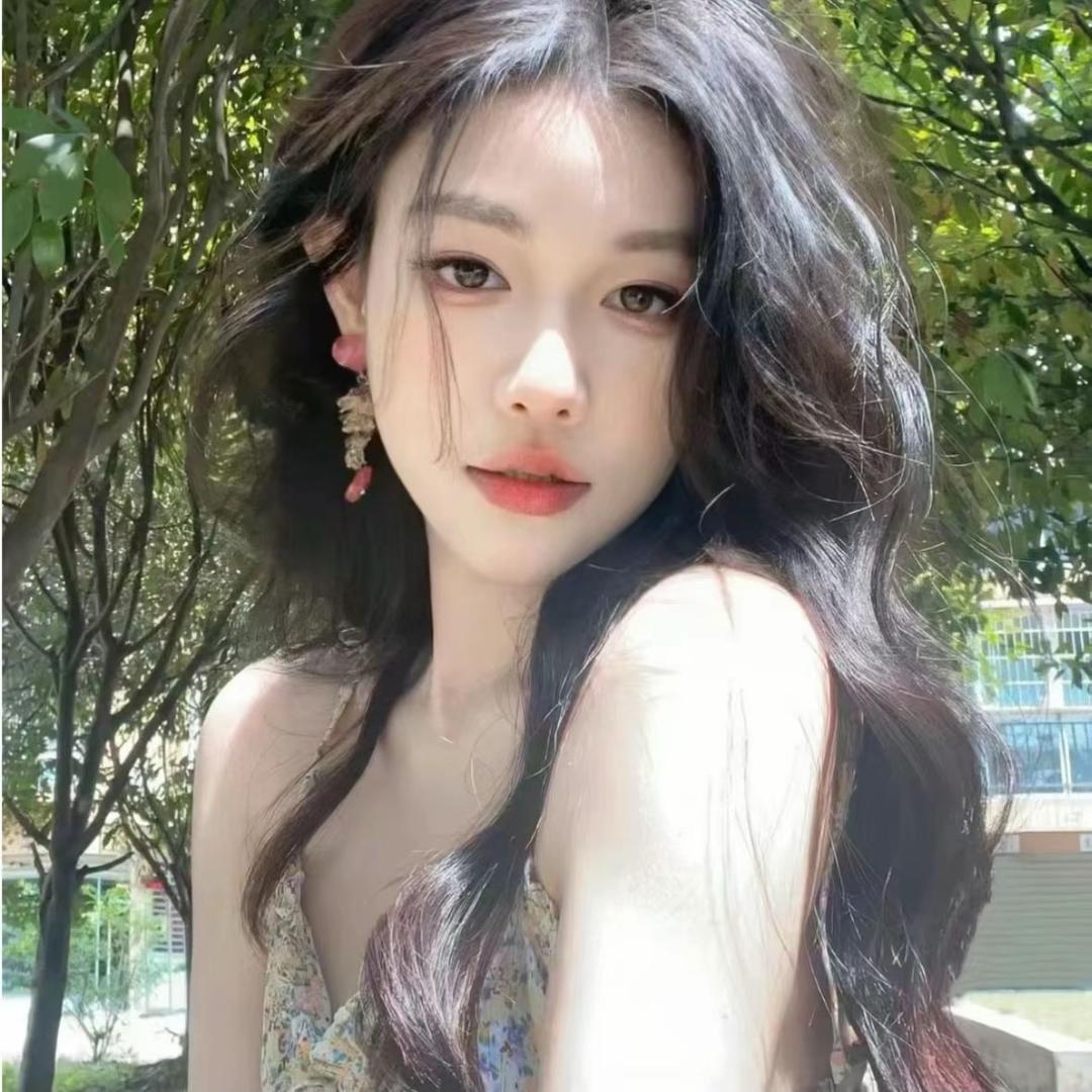 财神爷偏爱的美少女✌️