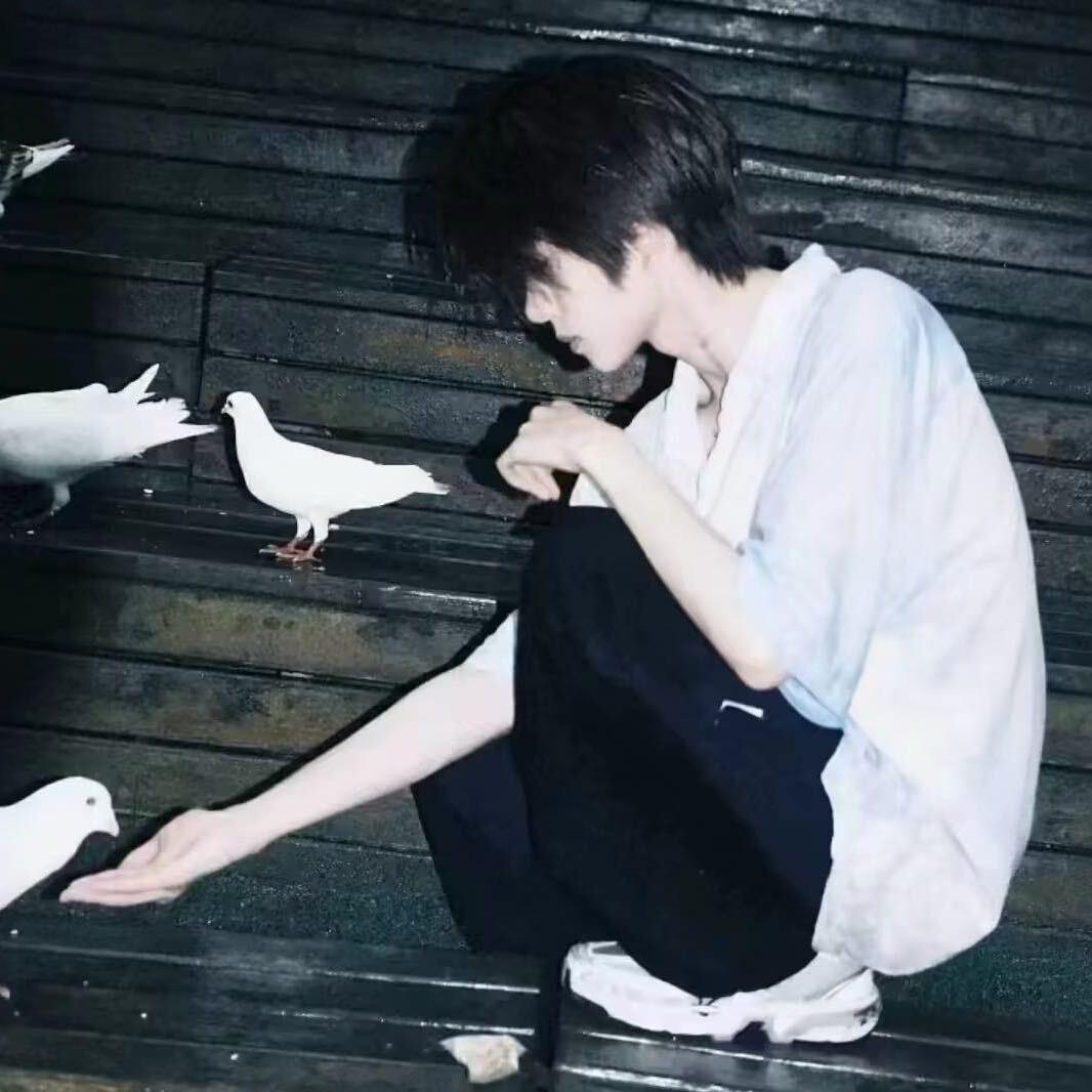 月初