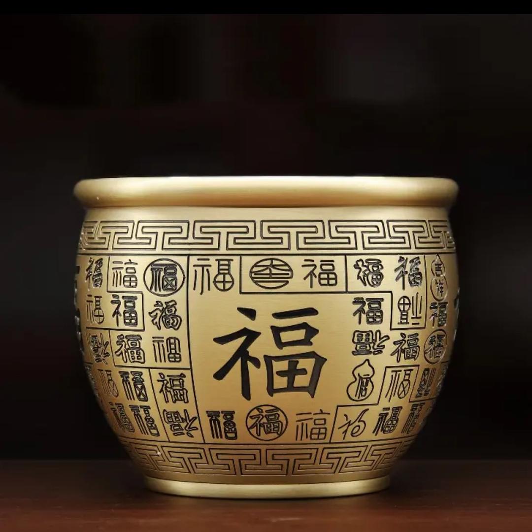 老黄铜器摆件