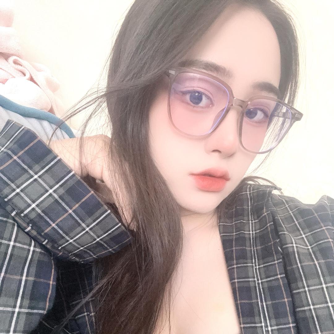 YANGQING.