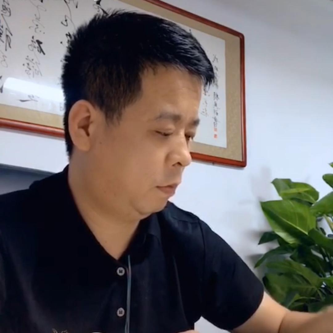 红酒🍷贰哥（壹零壹陆）