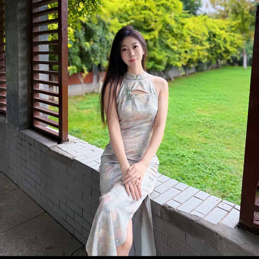 李爽