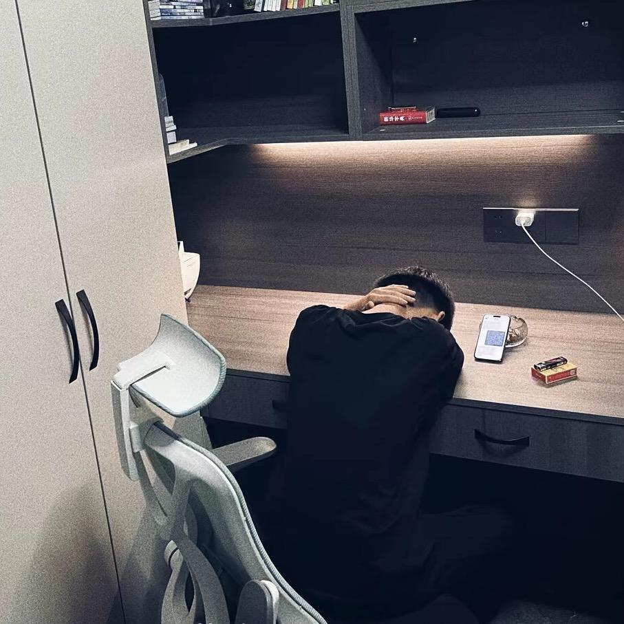 李洋（金翰汽车租赁）