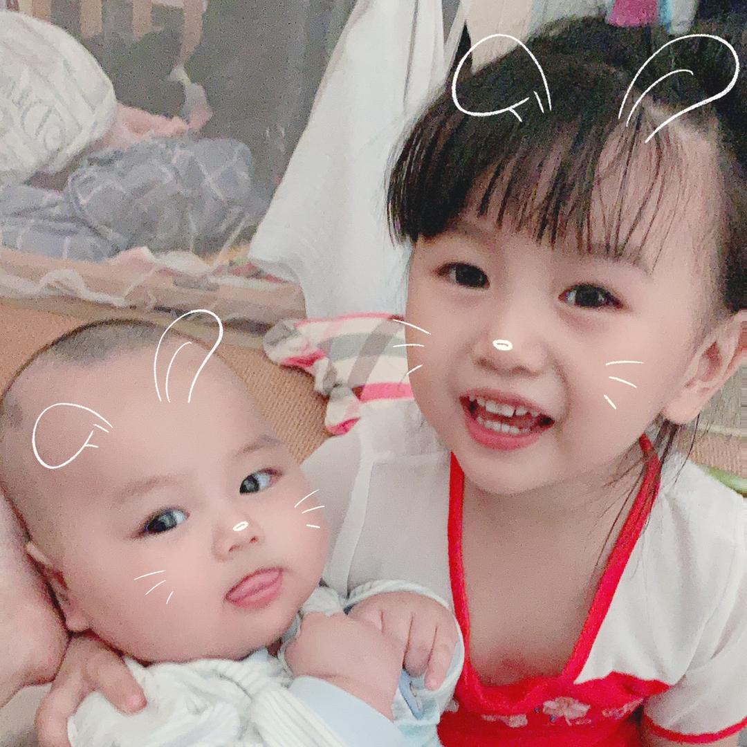 两个小可爱💗💗