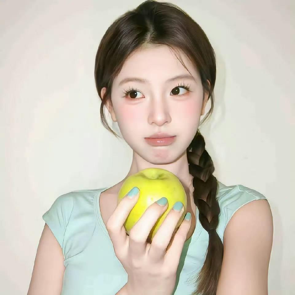 小哭包⁵⁵⁵.