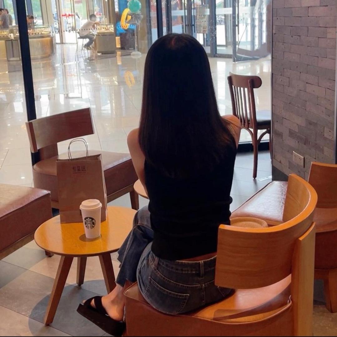 ღ别碰💔我心ᥫᩣᐝഒᩚ